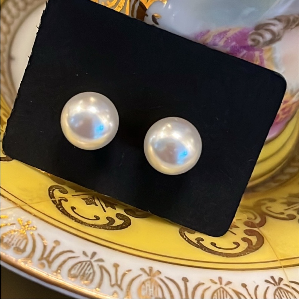 Pearl Stud Earrings